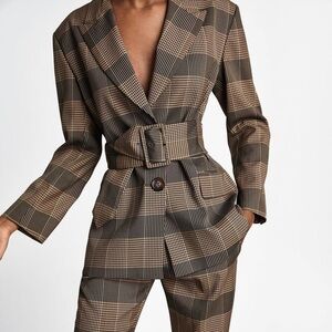 BNWOT Zara Plaid Belted Blazer in Brown and Black